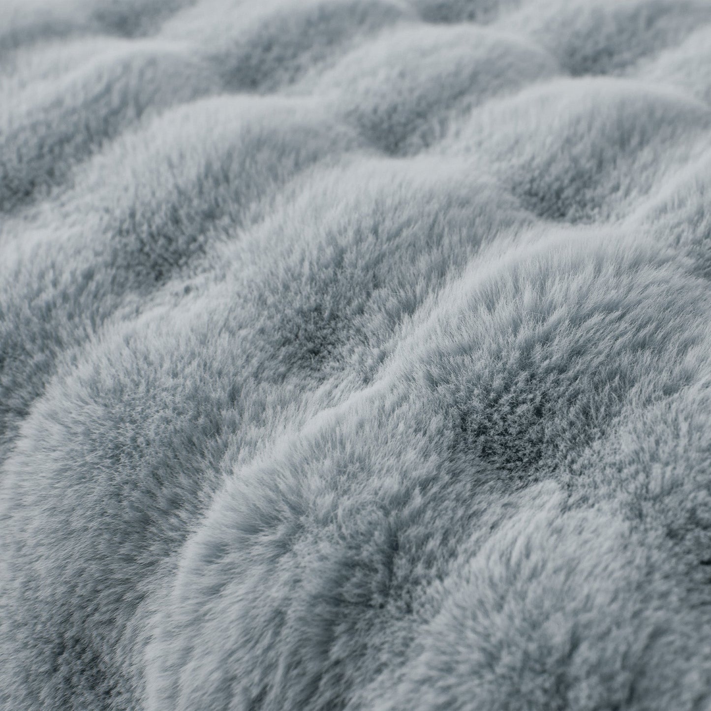 Luxe Ripple Faux Fur Sofa/Couch Cover