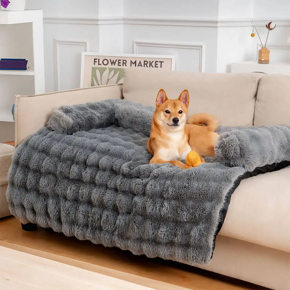 Fluffy Pet Mat – Calm Comfort & Couch Protection in One