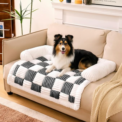 Cremefarbener quadratischer karierter gemütlicher Hundematten-Möbelschutzbezug